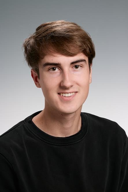 Lukas O.